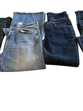 Levi's Women's Straight Leg Jeans - Light and Dark Blue Washes